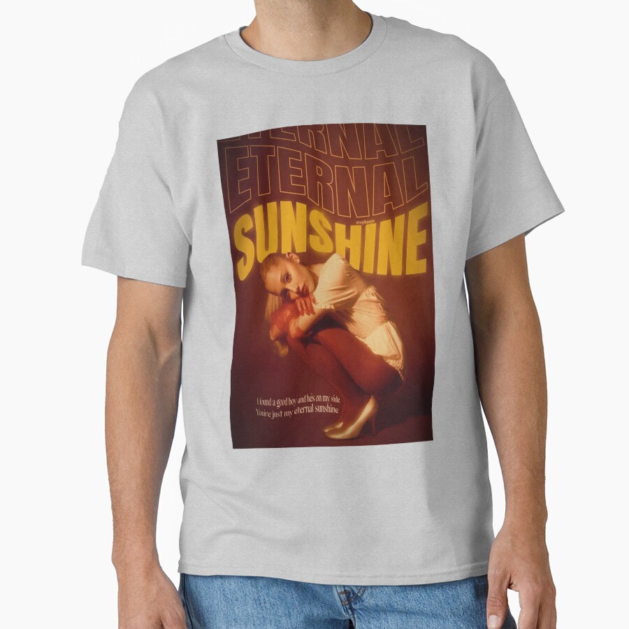 Ariana Grande Red Aesthetic T-shirt - Image 3